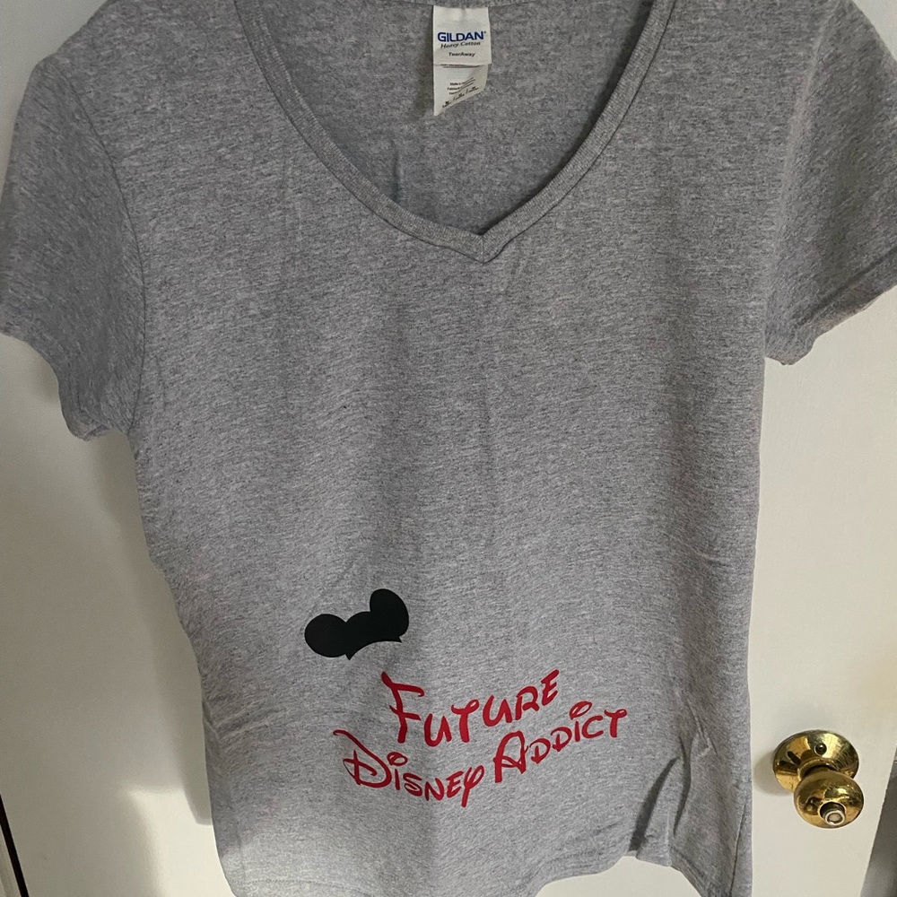 Disney Pregnancy Announcement Gray Medium T-Shirt